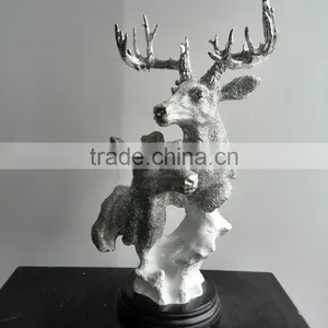 Resin Christmas Reindeer Decoration Figurine thumbnail-1