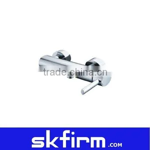 Chrome Finished Single Handle Shower Bathtub Faucet thumbnail-1