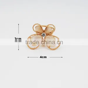 High Quality New Women's Elegant Alloy Shawl Buckle Gold Butterfly Silk Scarf Ring Clip thumbnail-2