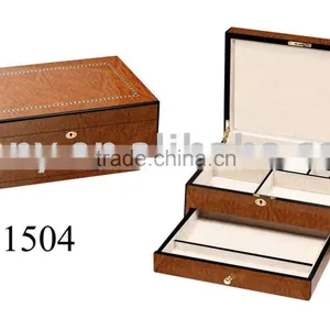 Nice Wooden Jewelry Storage Box thumbnail-1