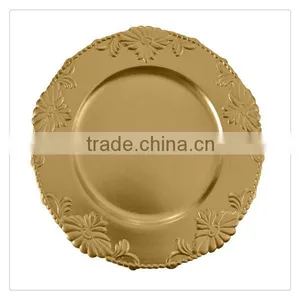 Plastic Gold Antique Baroque Plates thumbnail-1