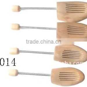 Wooden Shoetree thumbnail-1