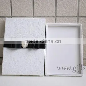 White Lace Fabric Wedding Invitation Card Box thumbnail-1
