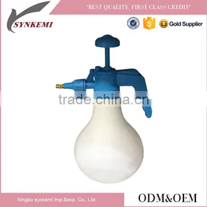 1L Small Plastic Pressure Sprayer thumbnail-1