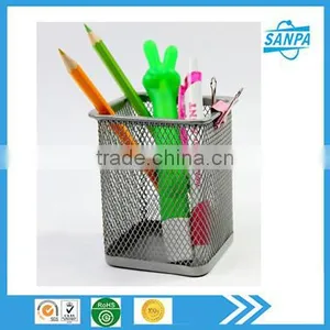 Metal Mesh Square Pen Holder thumbnail-1