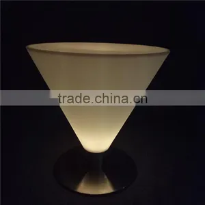 Cheap Wholesale Victorian Furniture Color Changing Glass Bar Table With Inbuilt LEDs for Pub and Strip Club thumbnail-3