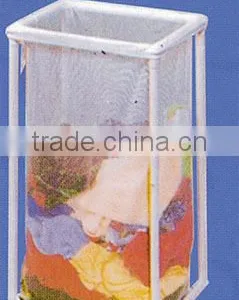 Laundry Hamper thumbnail-1