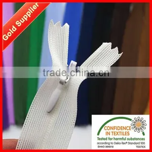Hi-ana Zipper1 5.5 Million Units Monthly From a 15year Supplier Apparel Zipper Stock thumbnail-1