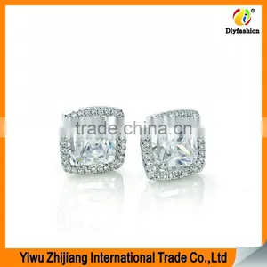 Beautiful Designed Brass White Cubic Zirconia Square Imitation Diamond Drop Earrings thumbnail-3