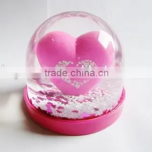 Wholesale Promotional Heart Shaped Snow Globe for Christmas thumbnail-3