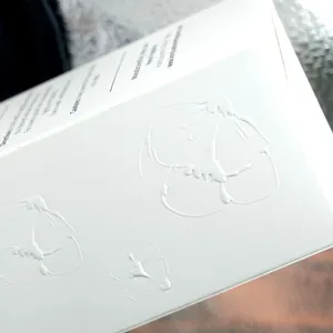 Custom Candle Package Ivory Cardboard Material Refresh Spray Perfume Printing Perfume Boxes thumbnail-5