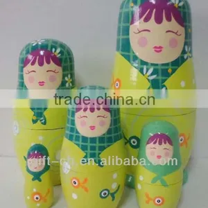 Wooden Russian Doll, 5pc Rolly/Polly Nesting Babushka Doll Set thumbnail-3