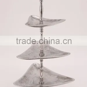 Elegant Decorative Cake Stand thumbnail-2