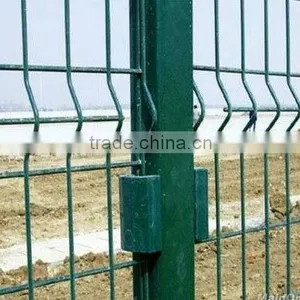 Anping Factory Triangular Bending Wire Maesh Fence thumbnail-1