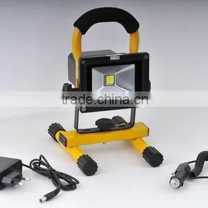 Outdoor 10w Rechargeable Flood Light thumbnail-1