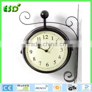 2015 New Design Metal Outdoor Double Clock thumbnail-2