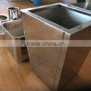 Stainless Steel Flower Vase thumbnail-1