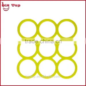 BT0120 Wholesale Silicone Square Shapes Heat Resistant Table Mat With 9 Round Shape Pot Holder Table Mat Insulating Pat Cup Mat thumbnail-3