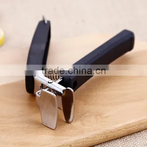 Factory Price PP Handle High Quality BBQ Plate Lifter thumbnail-4