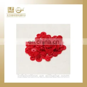 1010 Red Plastic Snap Studs for Baby Clothes thumbnail-1