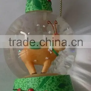Magic Christmas Gift Snow Globe thumbnail-4