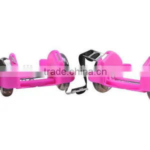 2015 Wholesale Self-djustable Flashing Roller PU Wheel for Kids and Adult thumbnail-6
