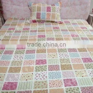 Hand Block Cotton Quilts thumbnail-1