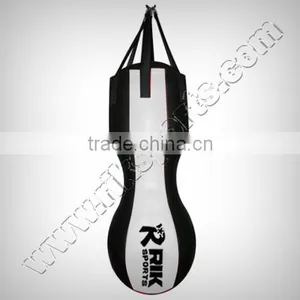 Punching Bag, Made of Tough Vinyl Outer Shell With Heavy Cotton Lining thumbnail-1