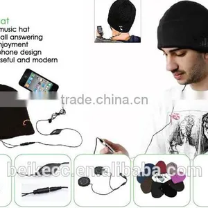 Uneed Knitted Beanie Hat With Headphone thumbnail-2