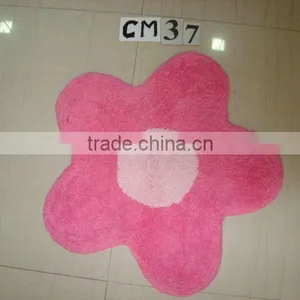 Bath Mats thumbnail-1