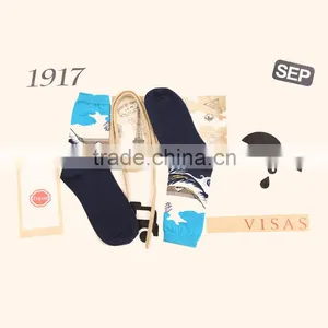 Retro Art Paintings Male and Female Tube Socks Personality Cotton Socks Factory Wholesale thumbnail-4