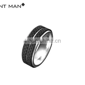 Wholesales 8mm Titanium Rings Black Wedding Band for Men Carbon Fiber Titanium Ring Engagement Ring thumbnail-5