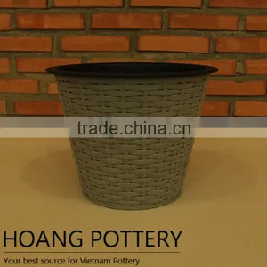 Round Wicker Planter Garden Pots thumbnail-1