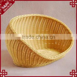 Multi Sizes Washable Plastic Rattan Woven Funny Pet Basket Wholesale Dog Beds thumbnail-2