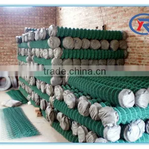 China Exporter Chain Link Wire Mesh Fencing , PVC Coated Chain Link Fences ,Plastic Chain Link Fence thumbnail-5