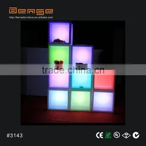 New Wateproof Rechargeable Club/Party/KTV/Event LED EVERCHANGING CUBE DISPLAY Cube Container thumbnail-3