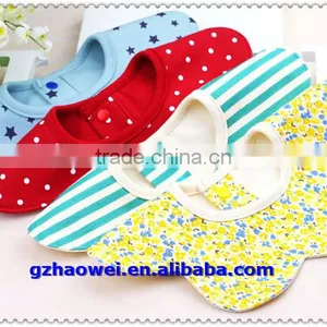 Rotatable Multi-shape Cotton Baby Bibs thumbnail-1