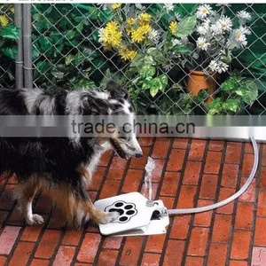 Novel Pet Supplies Pet Automatic Drinking Water Dog Pedal Water Machine Dog Water Heater thumbnail-3