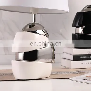 China Cheap Wholesale Hotel Home Decorative Bedside Ceramic Nightstand Lamps for Living Room thumbnail-4