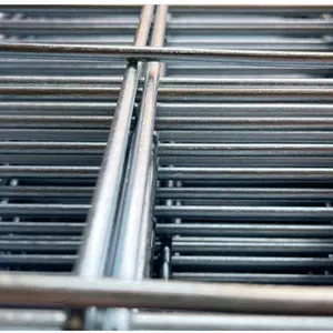 Galvanized Wire Mesh Fence Small Hole Thick Dog Cage Breeding Building Steel Bar Mesh Wire Protection thumbnail-2