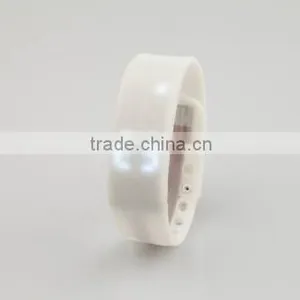 3D Smart USB Watch Calorie Counter Sleep Monitoring Wristband Running Instructions Pedometer W2 Bracelet thumbnail-4