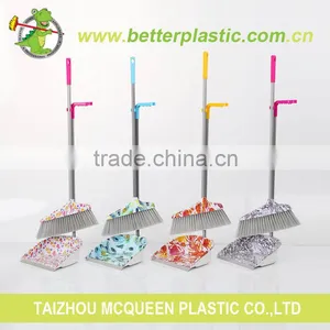 China Factory New Design Cleaning Tool 2312F Plastic Printing Broom Dustpan Set thumbnail-1