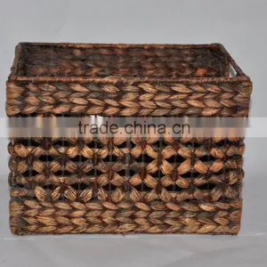 Beautiful Water Hyacinth Basket With Handle thumbnail-4