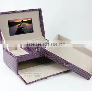 Kindly and Funky Video Gift Jewelry Box thumbnail-1