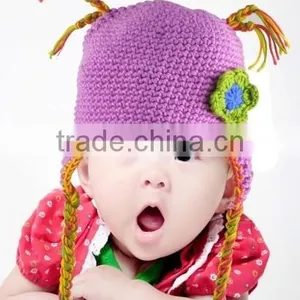 BABY HAT PURPLE WITH GREEN FLOWER thumbnail-1