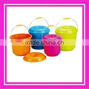 Clear Plastic Buckets With Lids thumbnail-1
