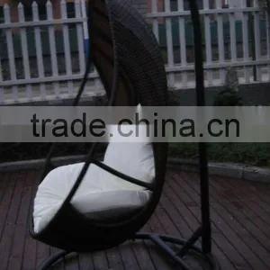 Rattan Hanging Chair thumbnail-2