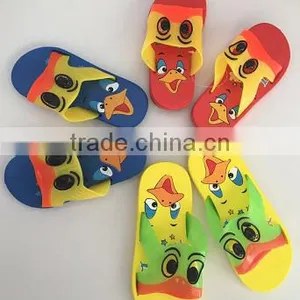 Wholesales Indoor Bathroom Childrens Kid Shoes Slides Cartoon Slipper Stock Lot Closeout thumbnail-1