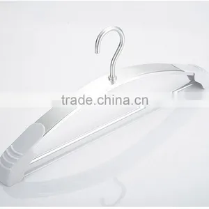 Hot Selling Cloth Hanger With Clips Metal Hanger Bulk Wholesale Garment Hanger thumbnail-1