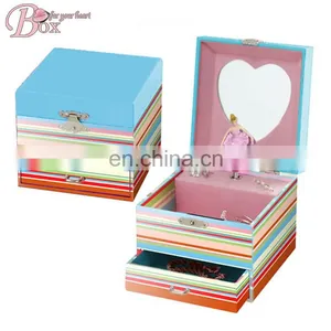 Beautiful Cardboard Music Box With Ballerina thumbnail-1